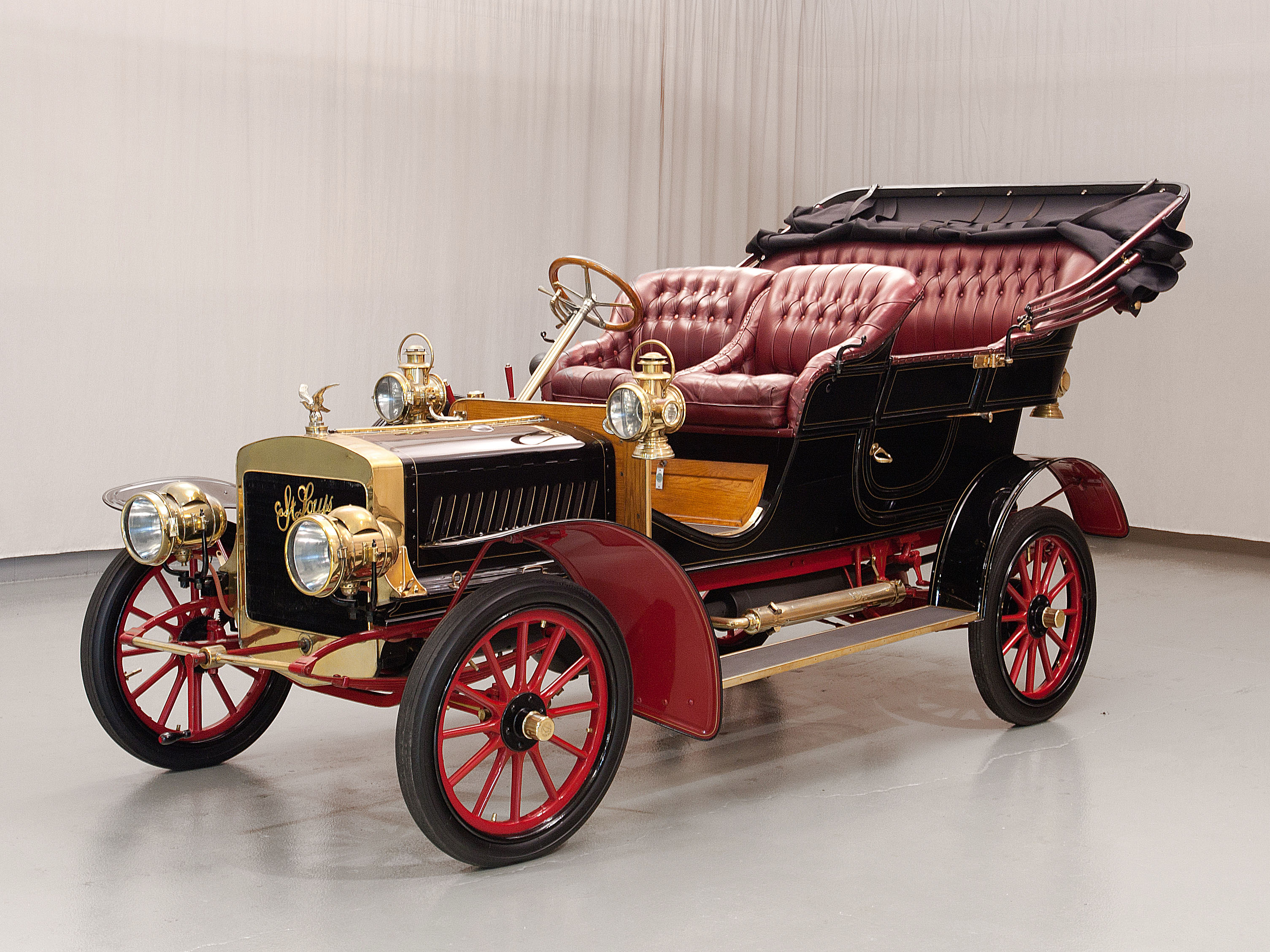 St. Louis Four-Cylinder | Classic Car Weekly